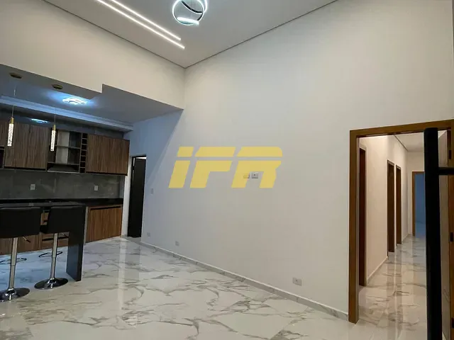 Casa 3 quartos e 3 banheiros, à venda, no bairro Condomínio Residencial e Comercial Laguna em Pindamonhangaba