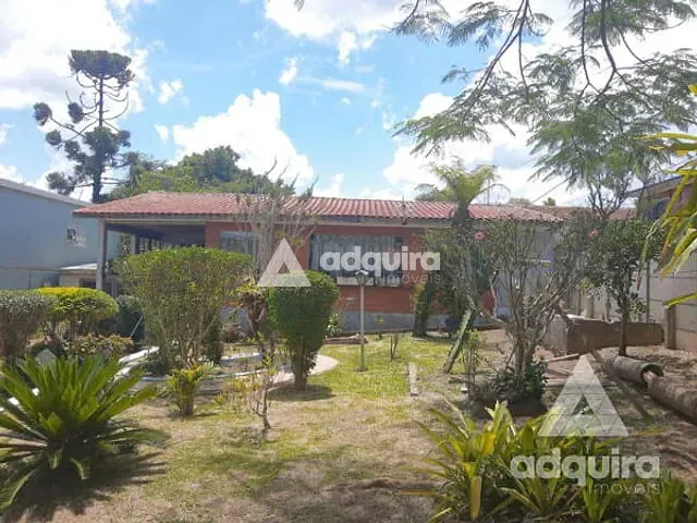 Casa com 462m² 2 quartos e 3 banheiros, à venda, no bairro Chapada em Ponta Grossa