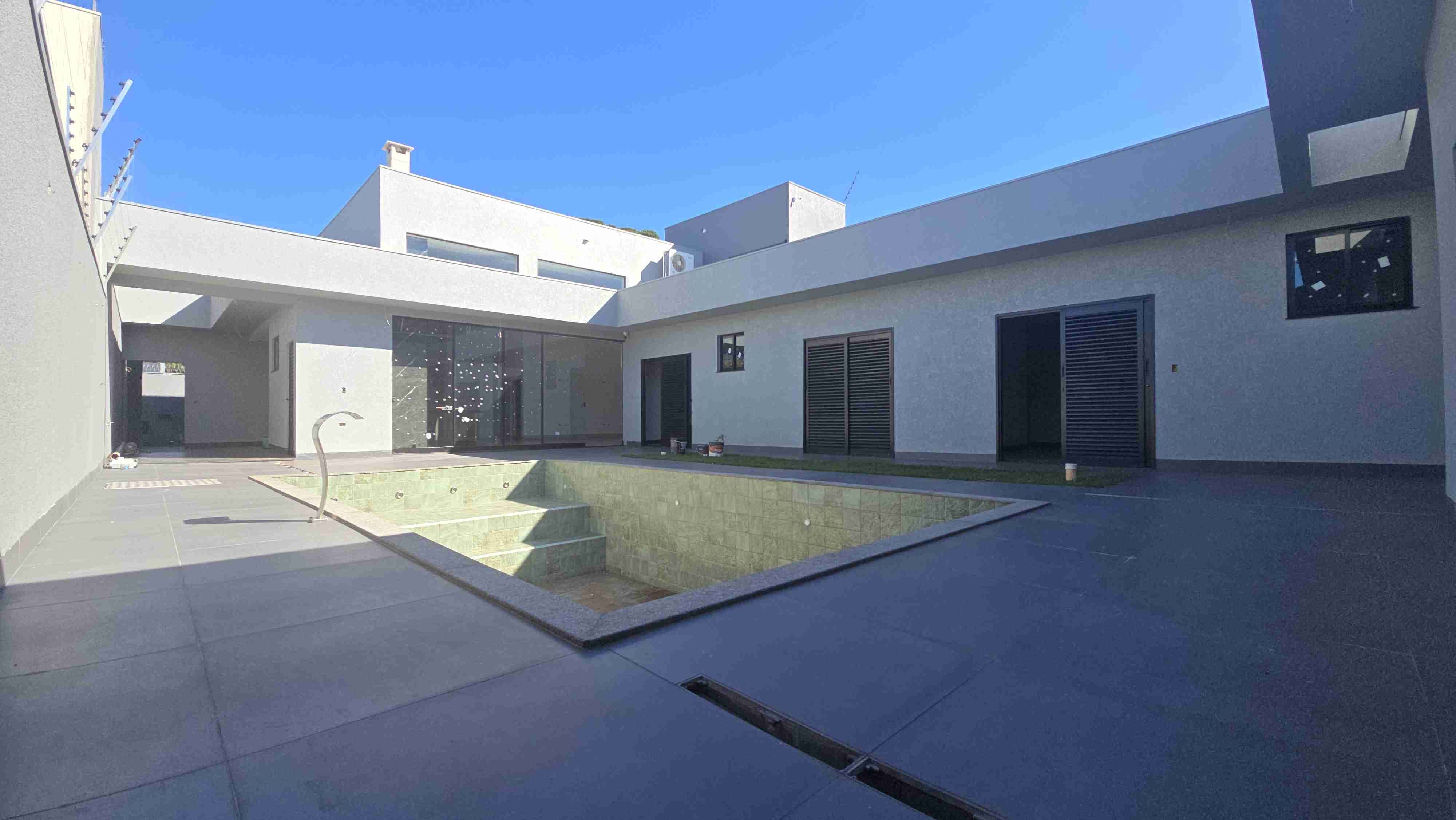 Casa à venda com 4 quartos, 320m² - Foto 8
