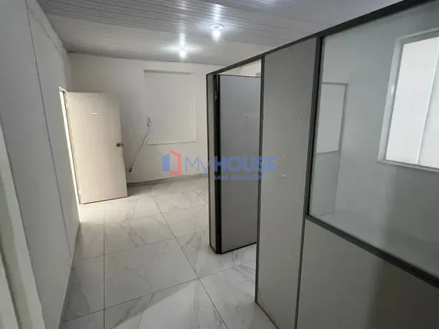 Sala para alugar, no bairro Centro em Ilhéus