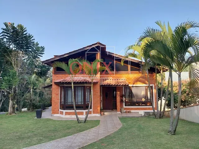 Casa com 969m² 3 quartos e 2 banheiros, à venda, no bairro Parque Residencial Itapeti em Mogi das Cruzes