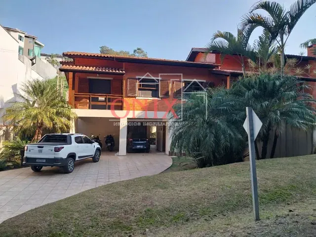 Casa com 969m² 3 quartos e 2 banheiros, à venda, no bairro Parque Residencial Itapeti em Mogi das Cruzes
