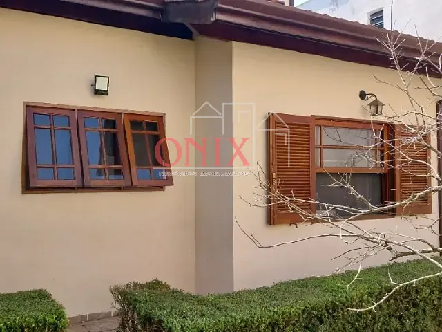 Casa com 969m² 3 quartos e 2 banheiros, à venda, no bairro Parque Residencial Itapeti em Mogi das Cruzes