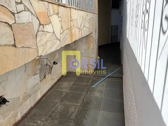 Casa com 303m² 4 quartos e 3 banheiros, à venda, no bairro Vila Sud Menuci em Mogi das Cruzes