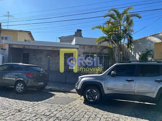 Casa com 303m² 4 quartos e 3 banheiros, à venda, no bairro Vila Sud Menuci em Mogi das Cruzes