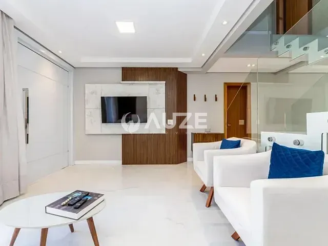 Casa com 226m² 3 quartos e 3 banheiros, à venda, no bairro Orleans em Curitiba