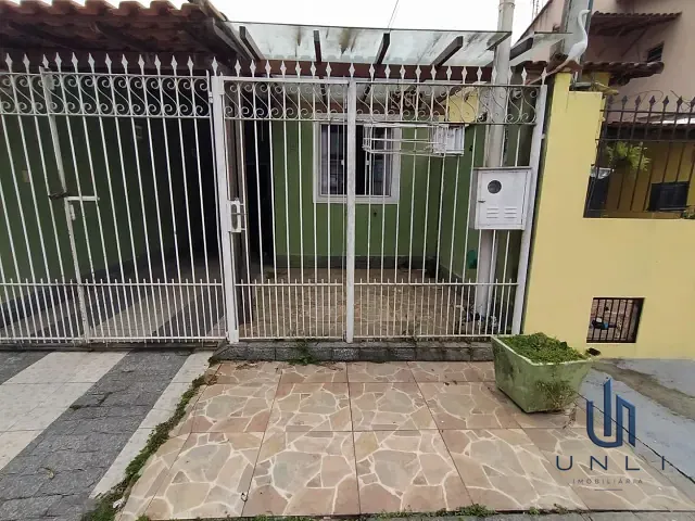 Casa 2 quartos e 1 banheiro, à venda, no bairro São Luís em Volta Redonda