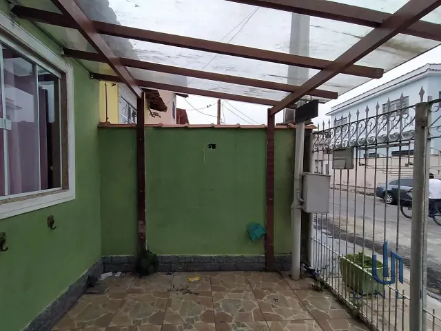 Casa 2 quartos e 1 banheiro, à venda, no bairro São Luís em Volta Redonda