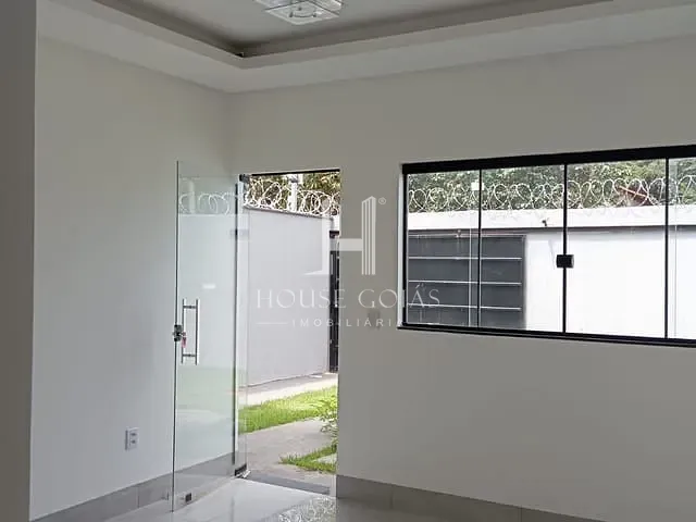 Casa com 203m² 3 quartos e 2 banheiros, à venda, no bairro Jardim Buriti Sereno em Aparecida de Goiânia