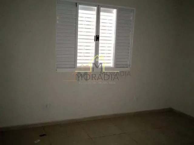 Casa com 200m² 2 quartos e 1 banheiro, para alugar, no bairro Jardim Alvorada em Guaxupé