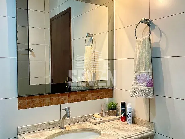 Casa com 380m² 5 quartos e 5 banheiros, à venda, no bairro Vila Mamedina em Lençóis Paulista