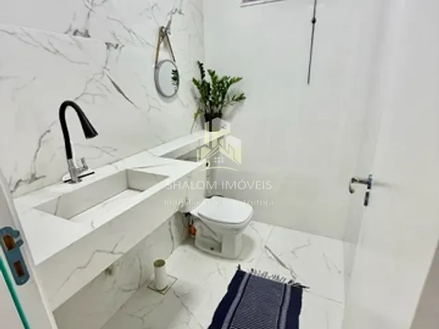 Casa com 146m² 3 quartos e 3 banheiros, à venda, no bairro Parque Xangri-La em Contagem