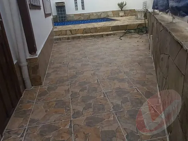 Casa com 305m² 3 quartos e 3 banheiros, à venda, no bairro Jardim Imperador em Praia Grande