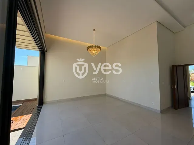 Casa 3 quartos e 3 banheiros, à venda, no bairro Loteamento Residencial Condomínio Villágio II em Araxá