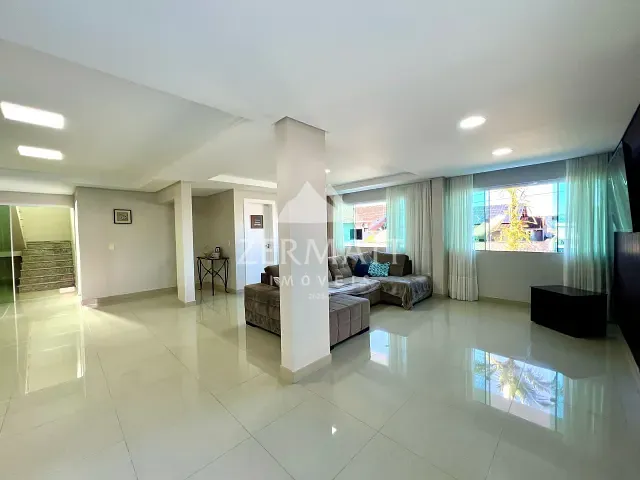Casa 4 quartos e 6 banheiros, à venda, no bairro Itoupava Norte em Blumenau