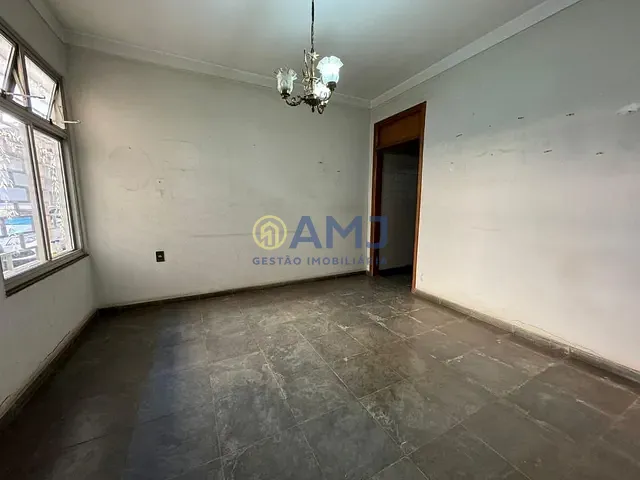 Casa com 286m² 3 quartos e 3 banheiros, à venda, no bairro Setor Campinas em Goiânia