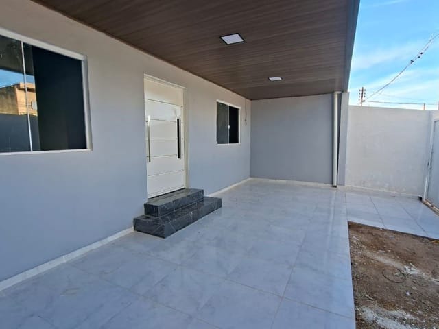 Casa com 200m² 4 quartos e 2 banheiros, à venda, no bairro Morada da Serra em Cuiabá