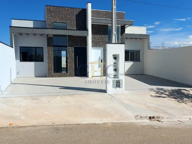 Casa com 125m² 2 quartos e 2 banheiros, à venda, no bairro Jardim São Lucas II em Salto de Pirapora