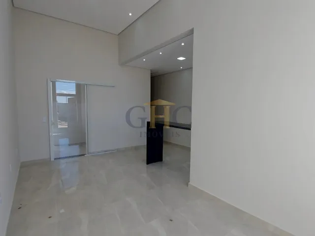 Casa com 125m² 2 quartos e 2 banheiros, à venda, no bairro Jardim São Lucas II em Salto de Pirapora
