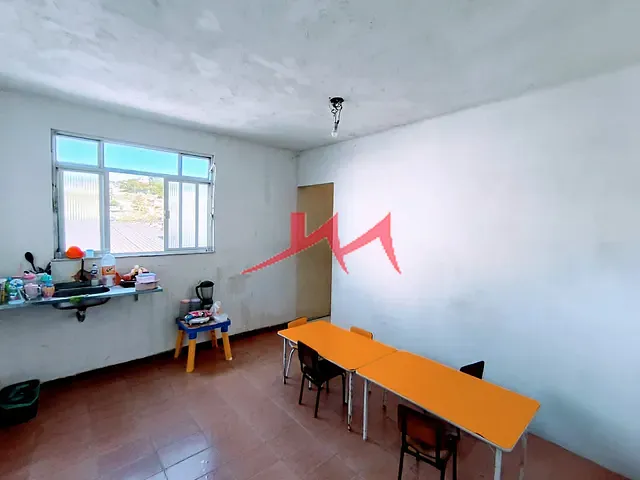 Casa com 360m² 4 quartos e 2 banheiros, à venda, no bairro Jardim Alcântara em São Gonçalo