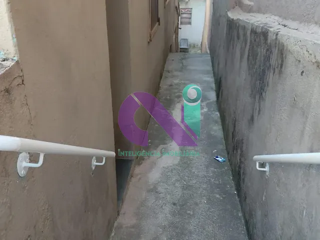 Casa 2 quartos e 1 banheiro, à venda, no bairro Pestana em Osasco