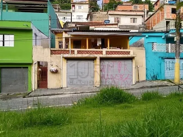 Casa com 350m² 1 quarto e 1 banheiro, à venda, no bairro Jardim Zaira em Mauá
