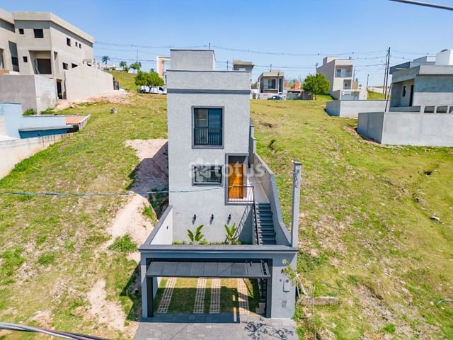 Casa com 150m² 3 quartos e 3 banheiros, à venda, no bairro Nova Jaguari em Santana de Parnaíba