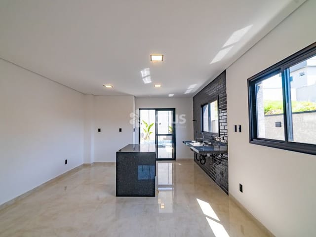 Casa com 150m² 3 quartos e 3 banheiros, à venda, no bairro Nova Jaguari em Santana de Parnaíba
