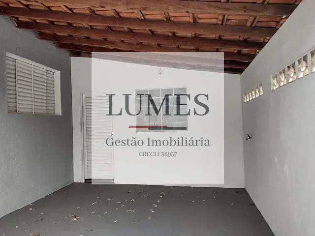 Casa 4 quartos e 2 banheiros, à venda, no bairro Parque Planalto em Santa Bárbara D'Oeste