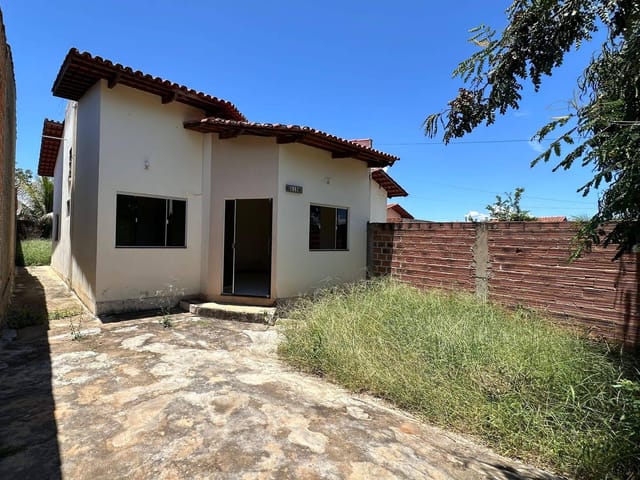 Foto do Casa - Casa para venda e locação, São Francisco, Araçuaí, MG | Rede Max Imoveis
