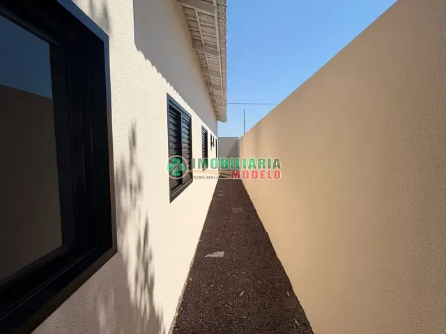 Casa 3 quartos e 1 banheiro, à venda, no bairro Flamboyant III em Canarana