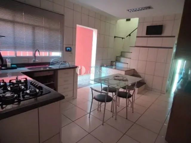 Casa com 125m² 3 quartos e 2 banheiros, à venda, no bairro Jardim Carolina em Artur Nogueira
