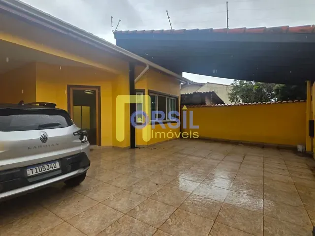 Casa com 723m² 4 quartos e 5 banheiros, à venda, no bairro Vila Suissa em Mogi das Cruzes