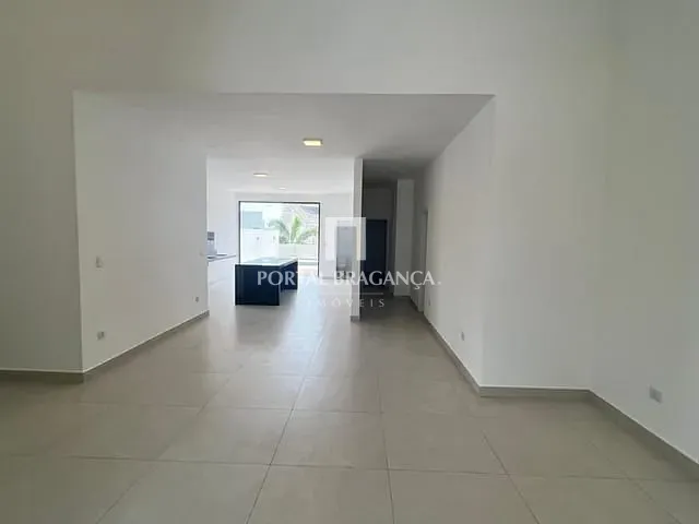 Casa com 472m² 3 quartos e 5 banheiros, à venda, no bairro Condomínio Residencial Fazenda Santa Helena em Bragança Paulista