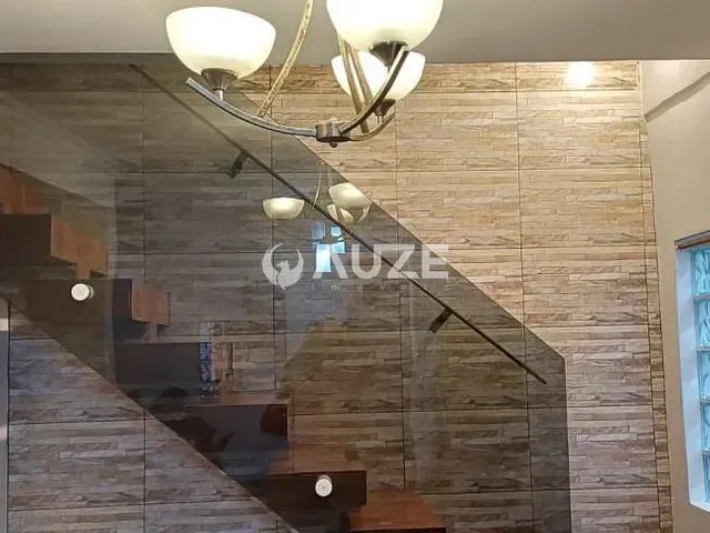 Casa com 120m² 4 quartos e 2 banheiros, à venda, no bairro Cidade Industrial em Curitiba