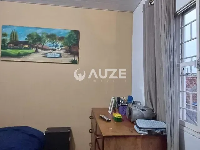 Casa com 120m² 4 quartos e 2 banheiros, à venda, no bairro Cidade Industrial em Curitiba