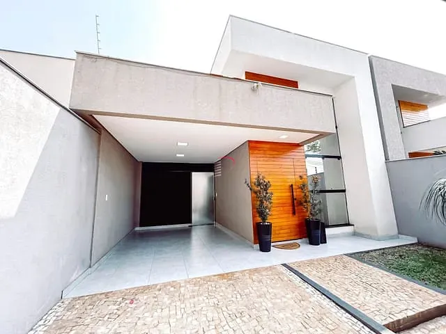 Casa com 212m² 3 quartos e 2 banheiros, à venda, no bairro Monte Carlo em Londrina
