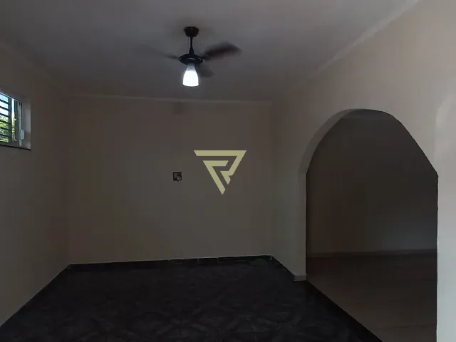 Casa com 162m², à venda, no bairro Conjunto Habitacional Jardim das Palmeiras em Ribeirão Preto