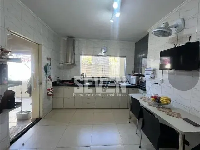 Casa com 220m² 3 quartos e 3 banheiros, à venda, no bairro Jardim Paulista em Bauru