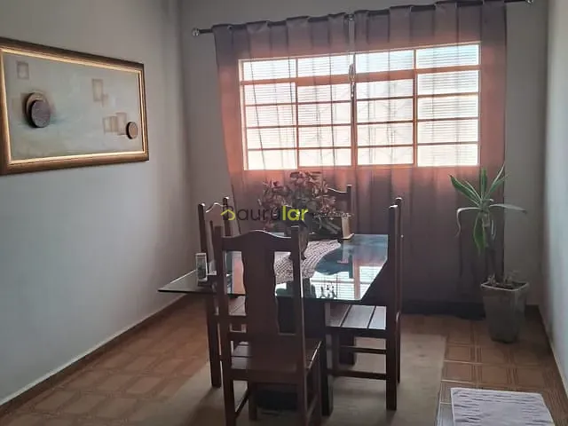 Casa 3 quartos e 2 banheiros, à venda, no bairro Vila Pacífico II em Bauru