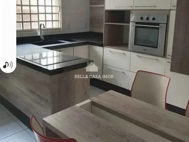 Casa com 160m² 3 quartos e 2 banheiros, à venda, no bairro Jardim Prestes de Barros em Sorocaba