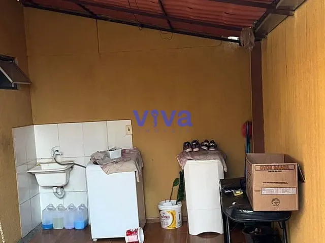 Sobrado com 720m² 2 quartos e 2 banheiros, à venda, no bairro Jardim Itaipu em Goiânia