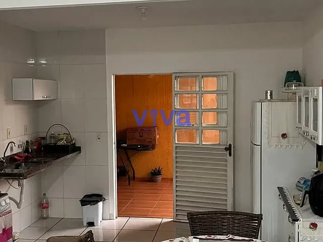 Sobrado com 720m² 2 quartos e 2 banheiros, à venda, no bairro Jardim Itaipu em Goiânia