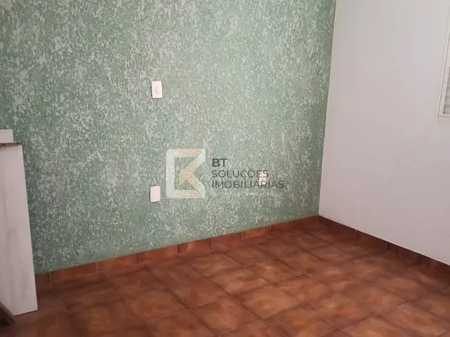 Casa com 182m² 2 quartos e 2 banheiros, à venda ou para alugar, no bairro Centro em Indaiatuba
