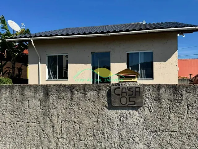 Casa 2 quartos e 2 banheiros, à venda, no bairro Ribeirão da Ilha em Florianópolis