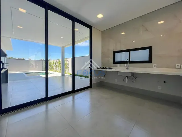 Casa com 360m² 3 quartos e 5 banheiros, à venda ou para alugar, no bairro Residencial Vila Verde em Itupeva