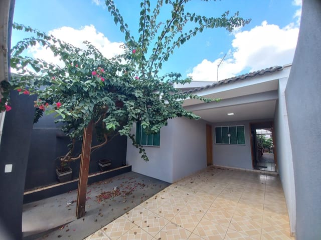 Foto do Casa - Casa para locação, Residencial Interlagos, Apucarana, PR | J. Mareze Imóveis Ltda