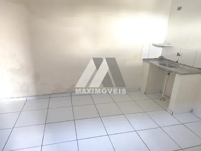 Casa com 107m² 2 quartos e 1 banheiro, à venda ou para alugar, no bairro Alto Santuário em Araçuaí