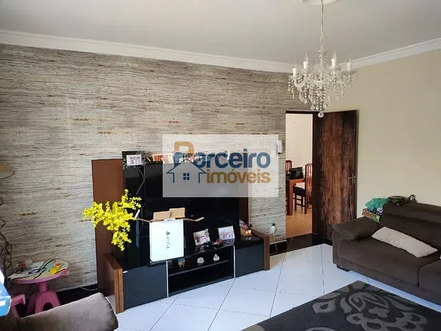 Casa com 375m² 3 quartos e 2 banheiros, à venda, no bairro Vila Formosa em São Paulo