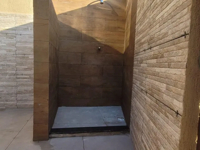 Casa 2 quartos e 2 banheiros, à venda, no bairro Jardim Campomar em Rio das Ostras
